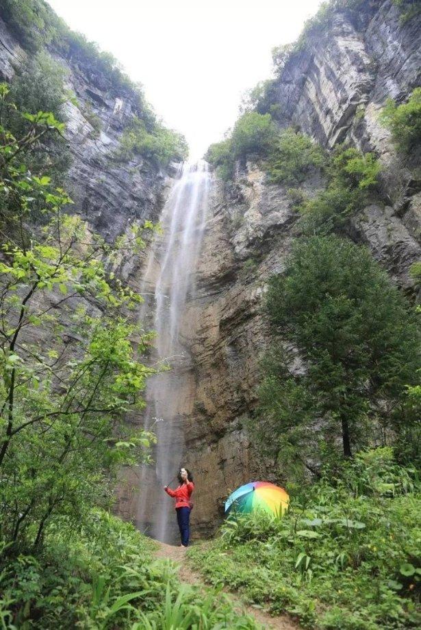 方琼原来不姓方，与领导闪婚生子，婚后分居多年，她过得幸福吗